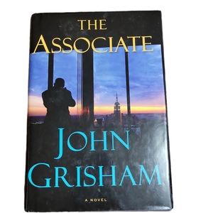 John Grisham 》The Associate